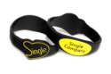 pulseira-com-formato-especial-em-baixo-relevo-min