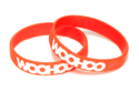 pulseira-de-silicone-personalizada-em-baixo-relevo-com-cor-na-mensagem3-min